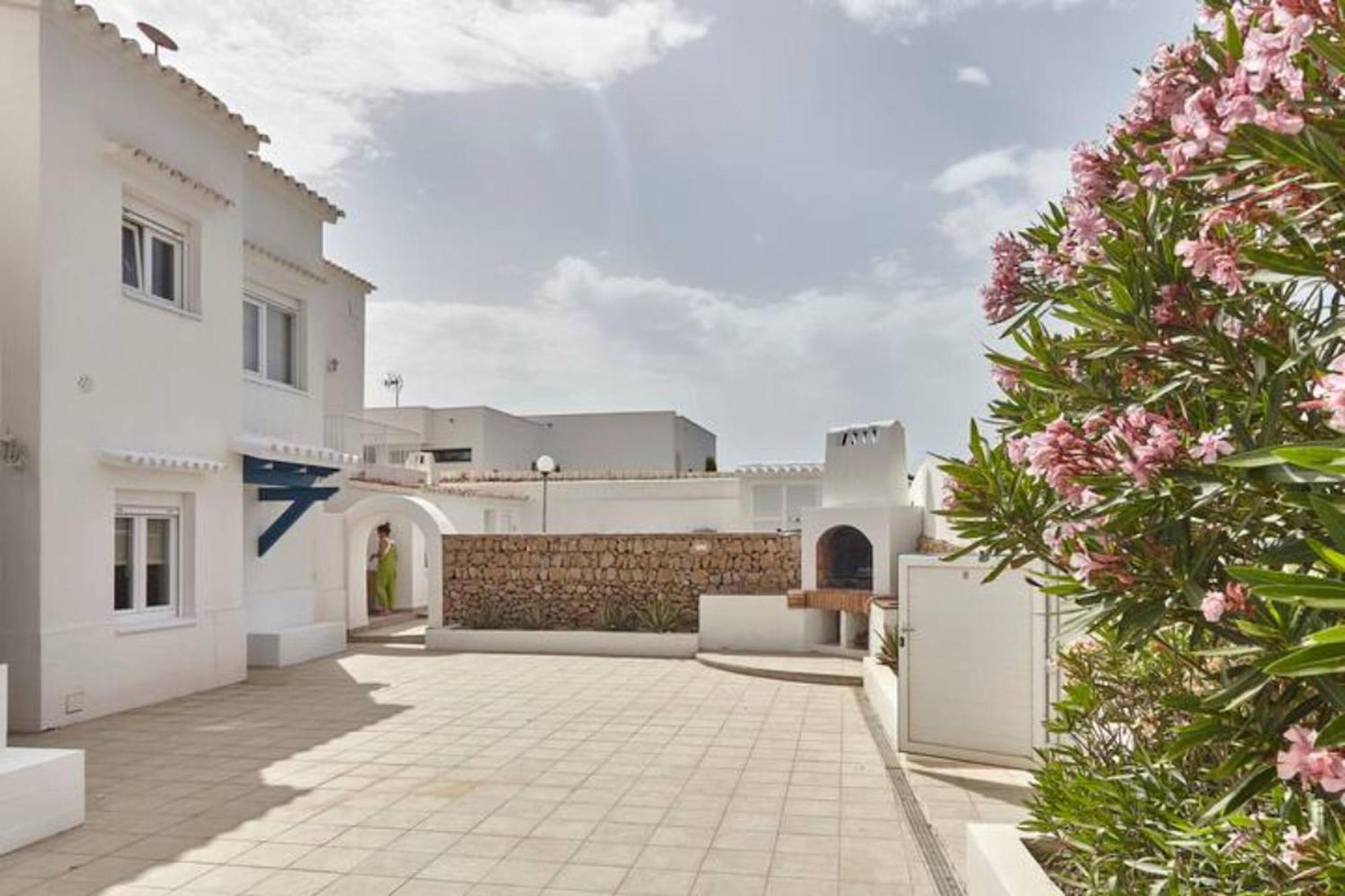 Arenal D'En Castell North Apartment Es Mercadal Exterior photo